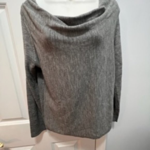 Eileen Fisher small Merino wool gray sweater - Picture 5 of 5